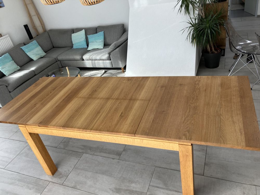 Table à Manger En Acacia Massif 130x130 Cm, Avec Rallonge De 40 Cm Et 6 Chaises - Bon état - Prix à Discuter