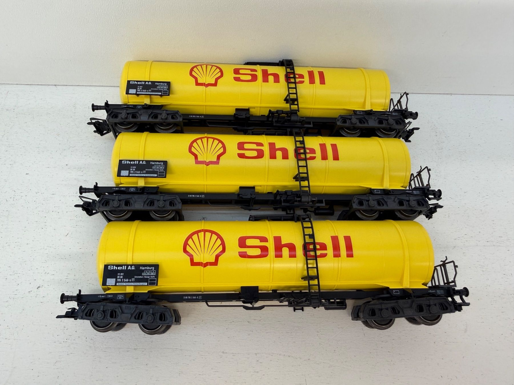 Märklin Modellini di ferrovie: 3er Set 4756 Märklin Kesselwagen Shell – Usato da Büsserach venduto da ModellbahnDepot 2