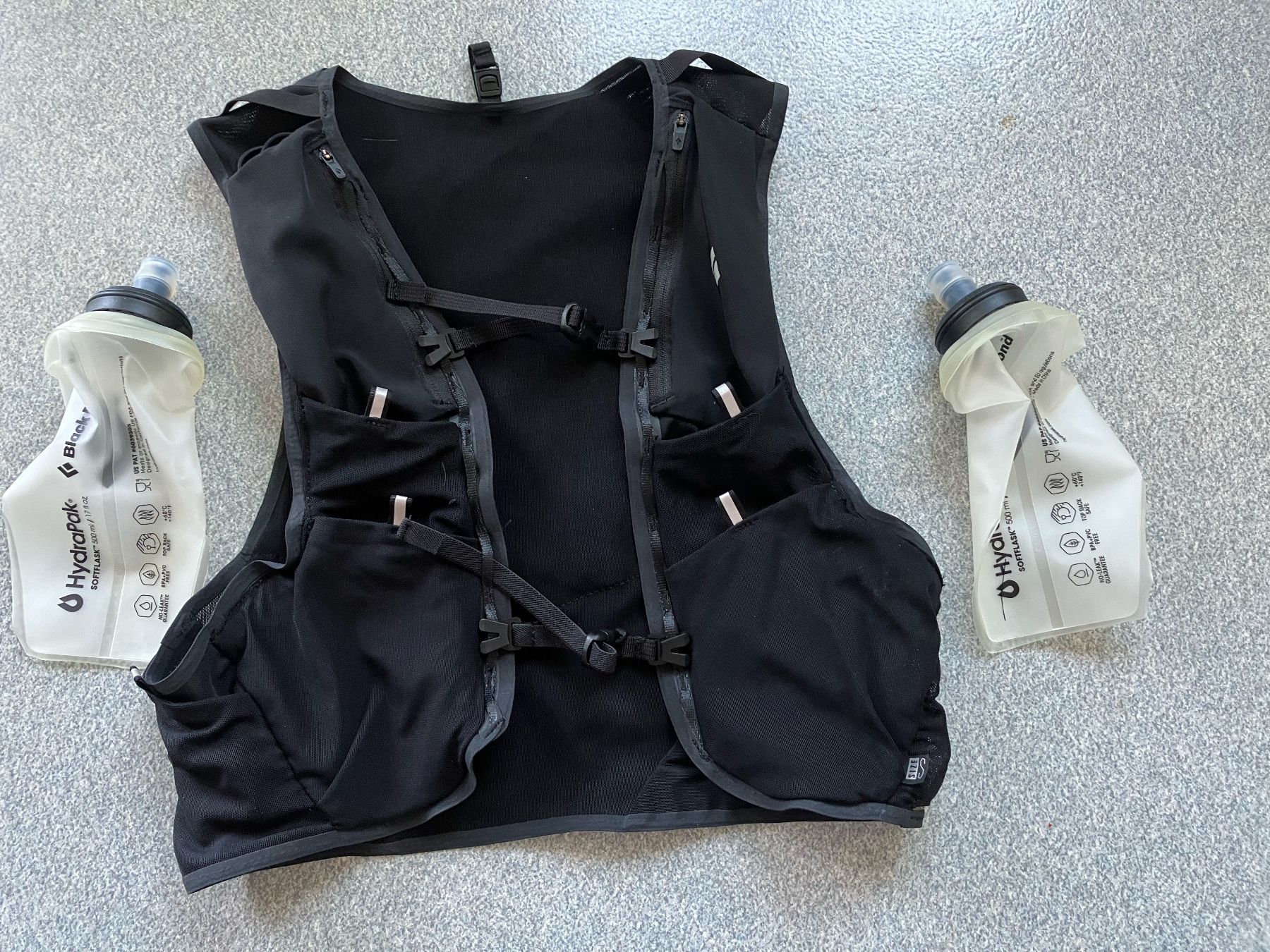 Black Diamond Zaini: Trailrunning Weste Black Diamond Distance 4, Grösse S – Nuovo (secondo la descrizione) da Basel venduto da lisa0103 2