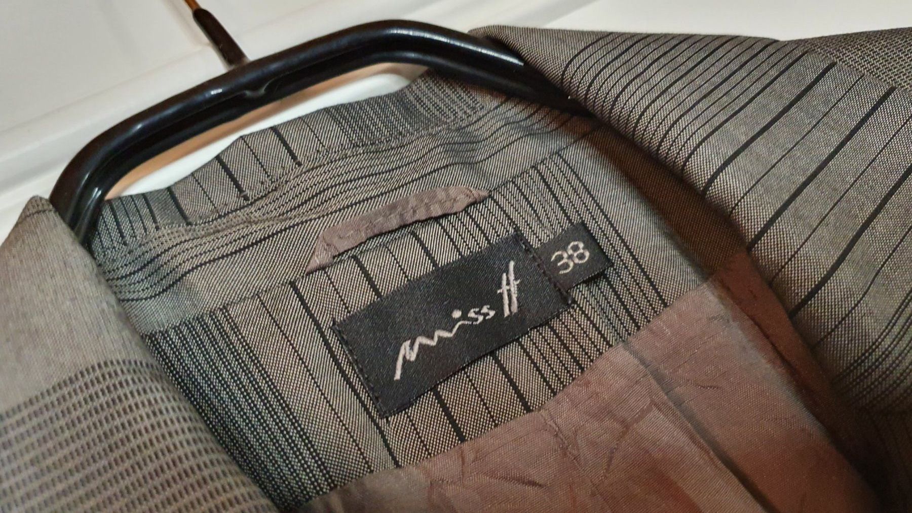 Giacche: Blazer Größe 38-M – Usato da Wald ZH venduto da Martin79 5
