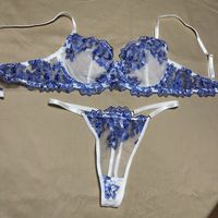 Set lingerie bianco ricami blu, taglia M/L