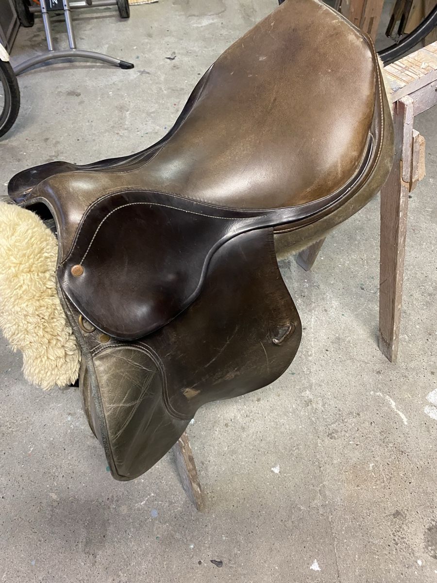 Selles, accessoires: Pferdesattel, Marke Spirig, – D'occasion à Marbach SG par mic_km85