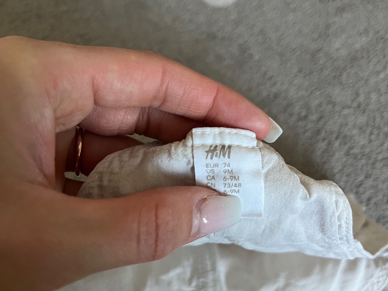 H&M Hosen: Latzhose grösse 74 – Gebraucht aus Villnachern von schudelinho 1