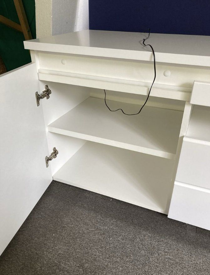 Mobili TV: TV Möbel mit Licht – Usato da Niederdorf venduto da Anderlemon 3