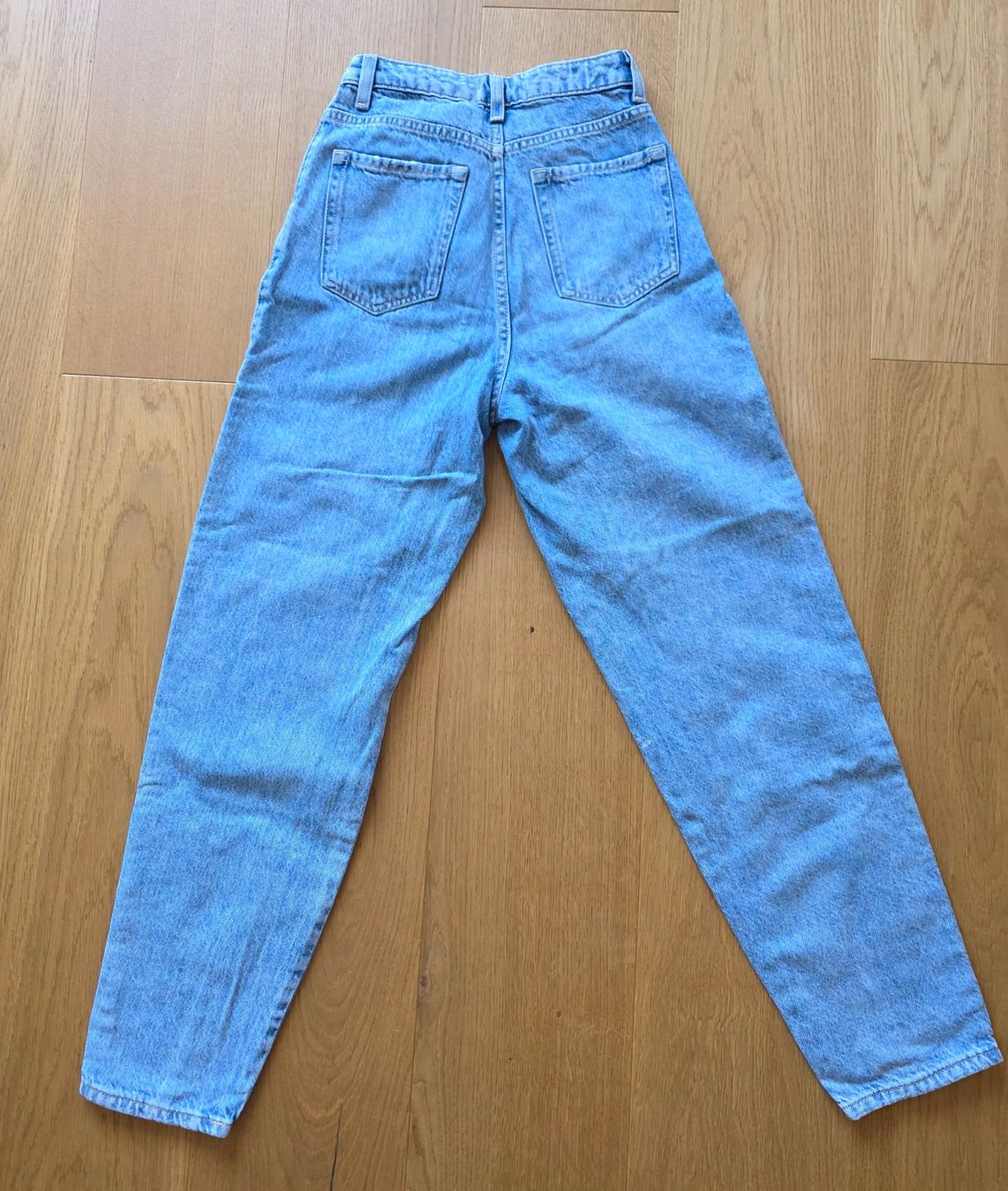 Jeans: Lässige Jeanshose Gr 32 – Usato da Richterswil venduto da Rem2011 2