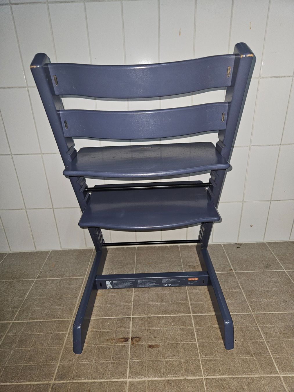 Stokke Seggioloni: Stokke Tripp Trapp in dunkelblau – Usato da Schüpfen venduto da SANNYLI31 5