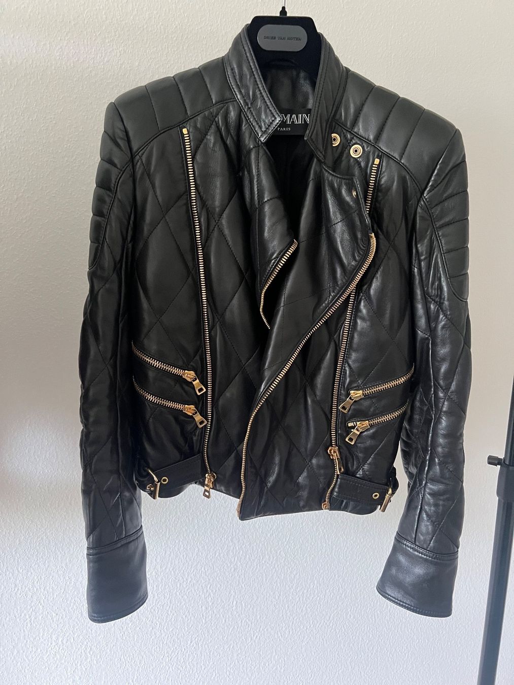Giacche: Veste en cuir Balmain – Usato da Lutry venduto da roxypoxy