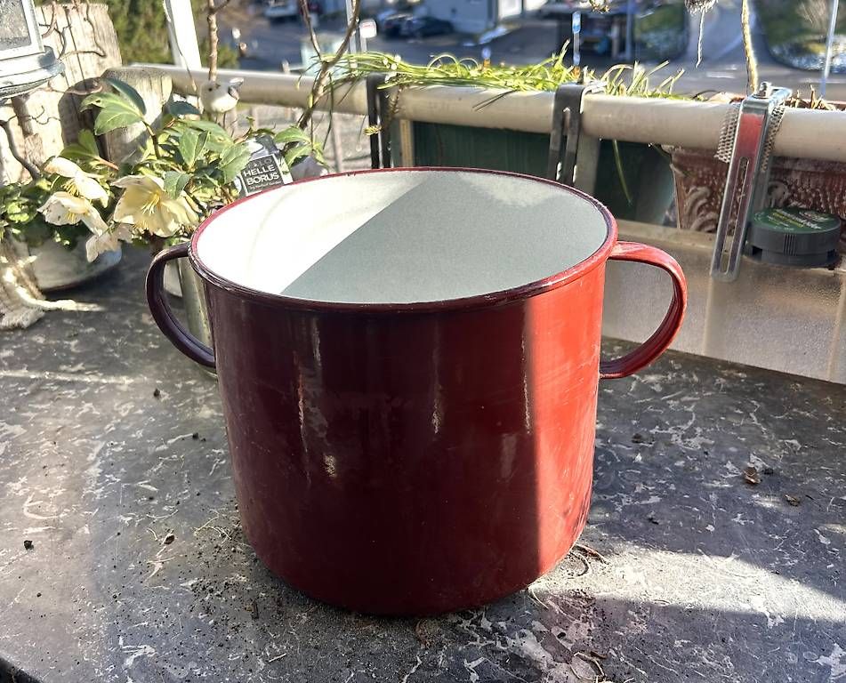 Casseroles: Emaillierter alter Topf  – D'occasion à Frauenfeld par Irene.Schuppli 3
