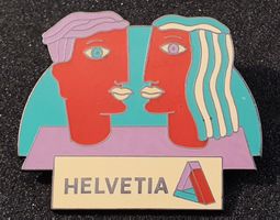 S060 - Grosser Pin Helvetia Versicherung Mann & Frau