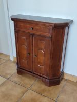 Meuble d'appoint en bois avec tiroir, état d'occasion