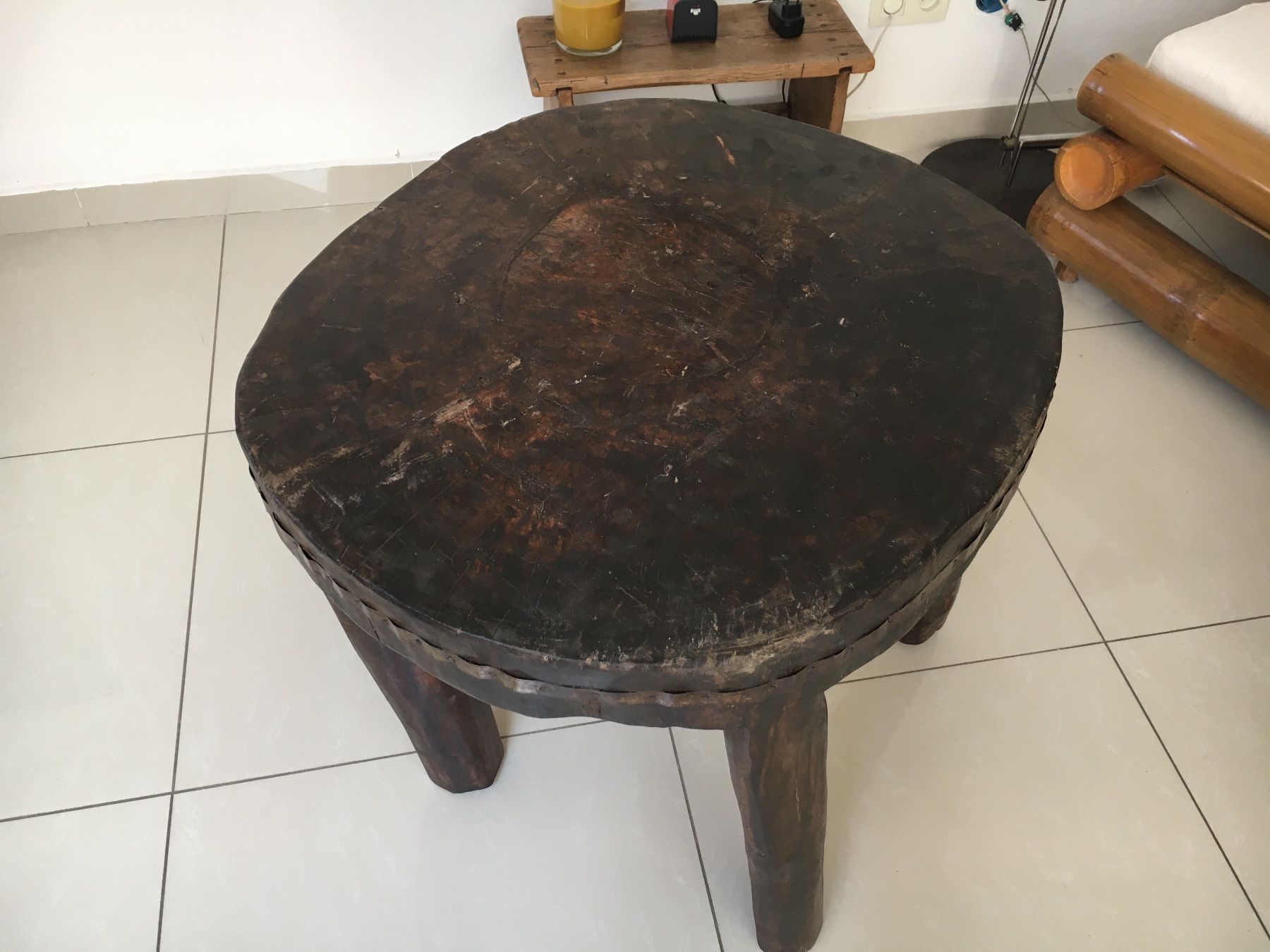 Tavoli: Guéridon/table d’appoint  en bois massif – Usato da Vernier venduto da Leandro055 5