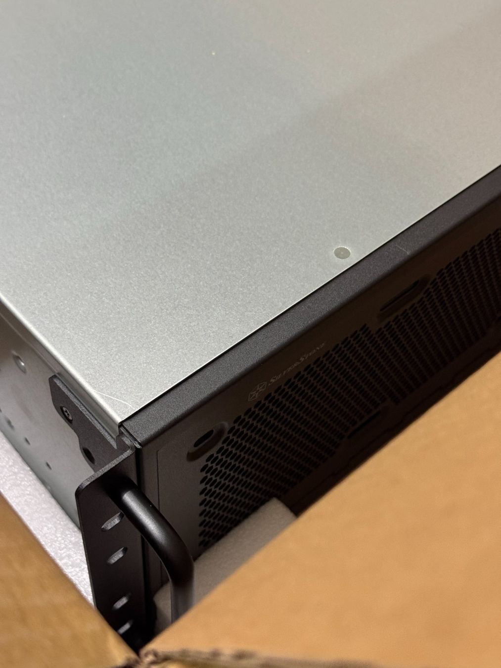 Custodie: SILVERSTONE Gehäuse RM45-360 – Nuovo (secondo la descrizione) da Basel venduto da Archi40 3
