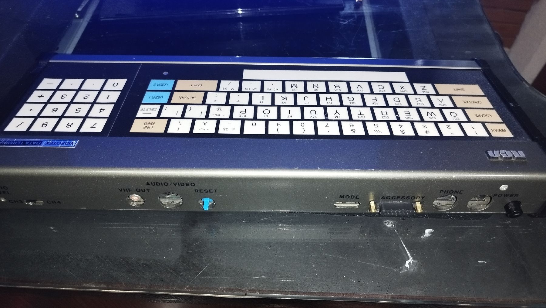 PCs: RCA VP3501 Videotex + monitor – D'occasion à Domdidier par look80486 3