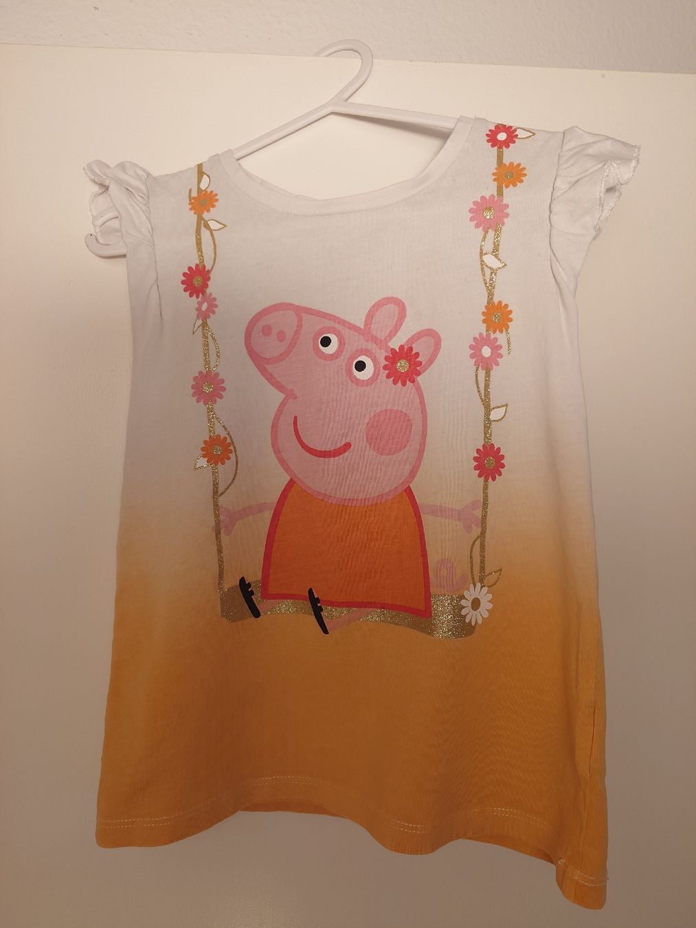 Camicette, T-shirt & Top: 2 Peppa Pig T-Shirts Grösse 104 – Usato da Uster venduto da snowy_6 1