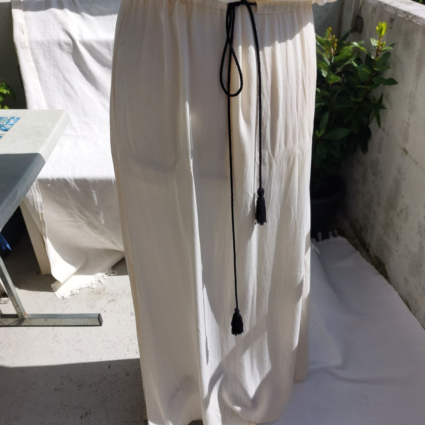 Zara Vestiti: Langes Kleid von Zara – Usato da Zürich venduto da wilden 4