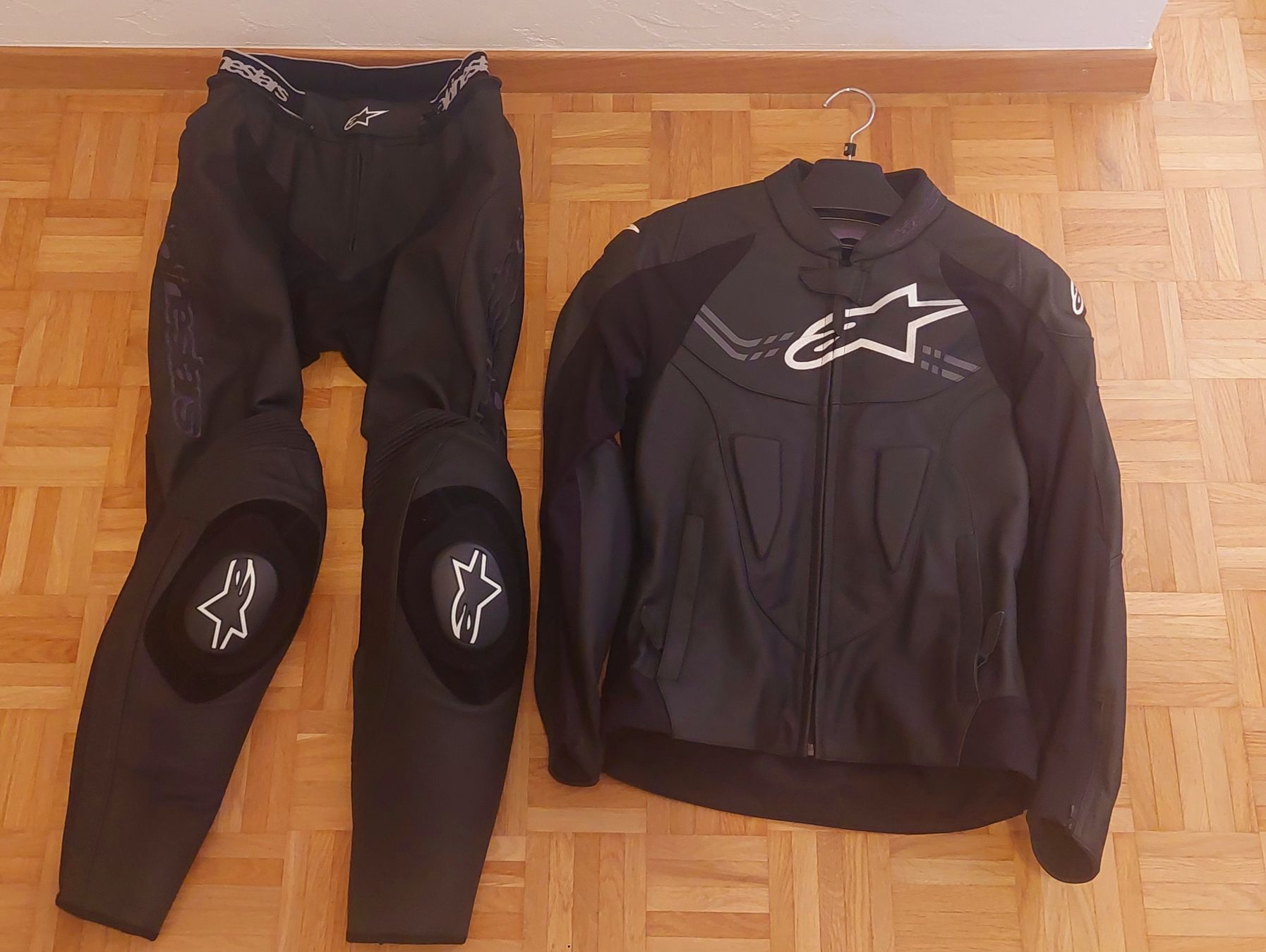 Alpinestars Completi: Alpinestars Lederkombi – Nuovo (secondo la descrizione) da Winkel venduto da boimi91 4