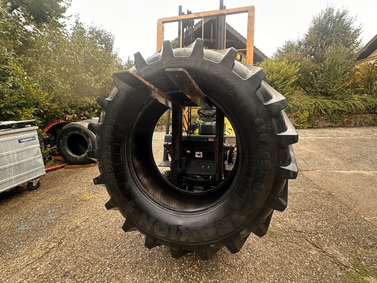 Tracteurs: Pneu – D'occasion à Ostermundigen par john7810