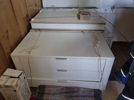 Juzeler Schwebetürschrank, wie neu