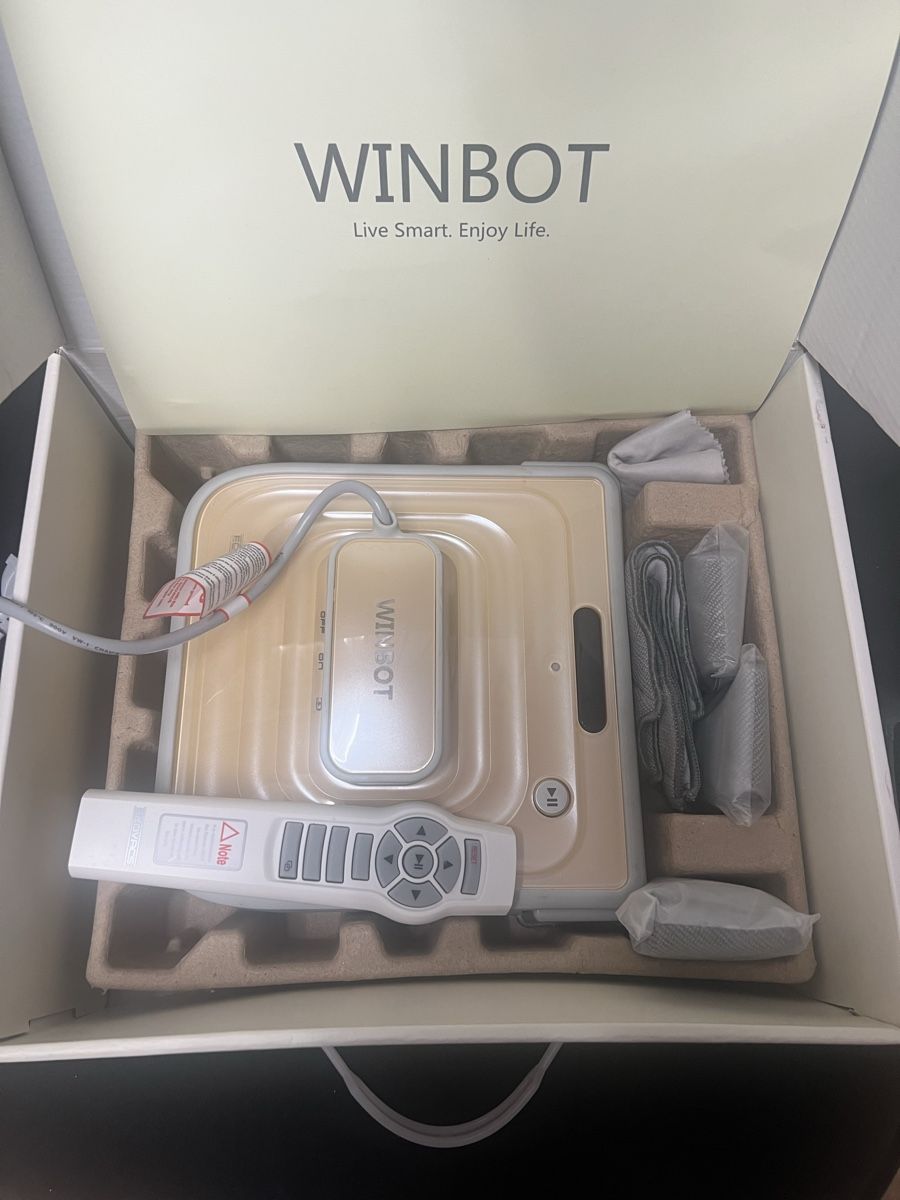 Ecovacs Sonstiges für Haushalt & Wohnen: Winbot window cleaning robot – Gebraucht aus Soazza von RM-77 2