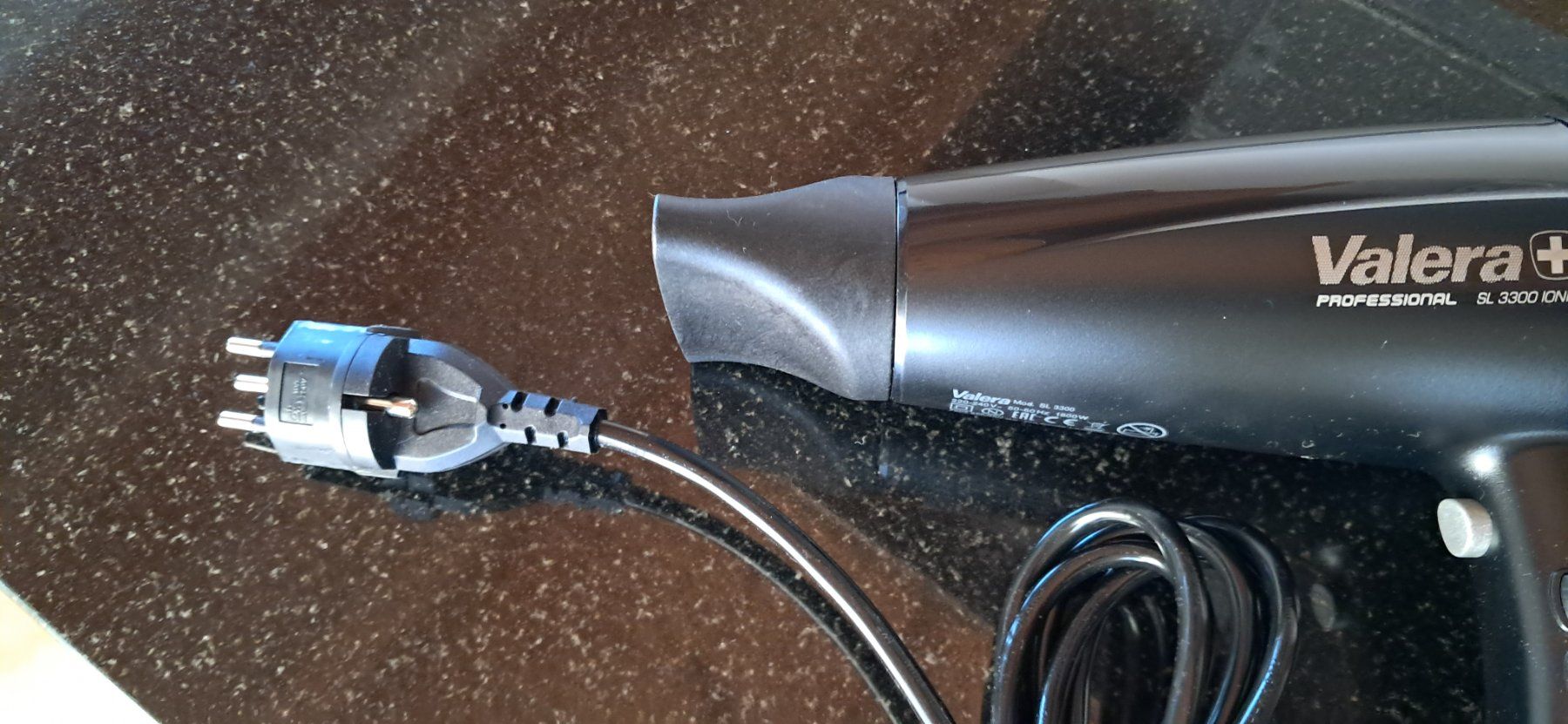 Föhn: VALERA PROFESSIONAL SL 3300 IONIC NEUWERTIG – Neu (gemäss Beschreibung) aus Oberbipp von auktion5 1