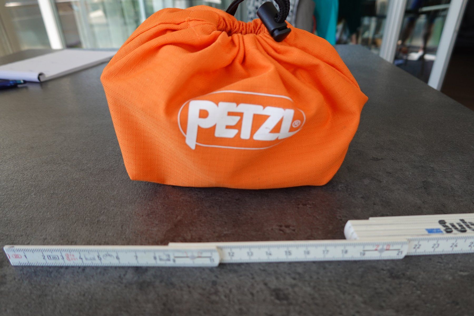 Petzl Altro in Alpinismo & Escursioni: Ultralight Steigeisen PETZL – Nuovo (secondo la descrizione) da Einsiedeln venduto da Steipilzli 2
