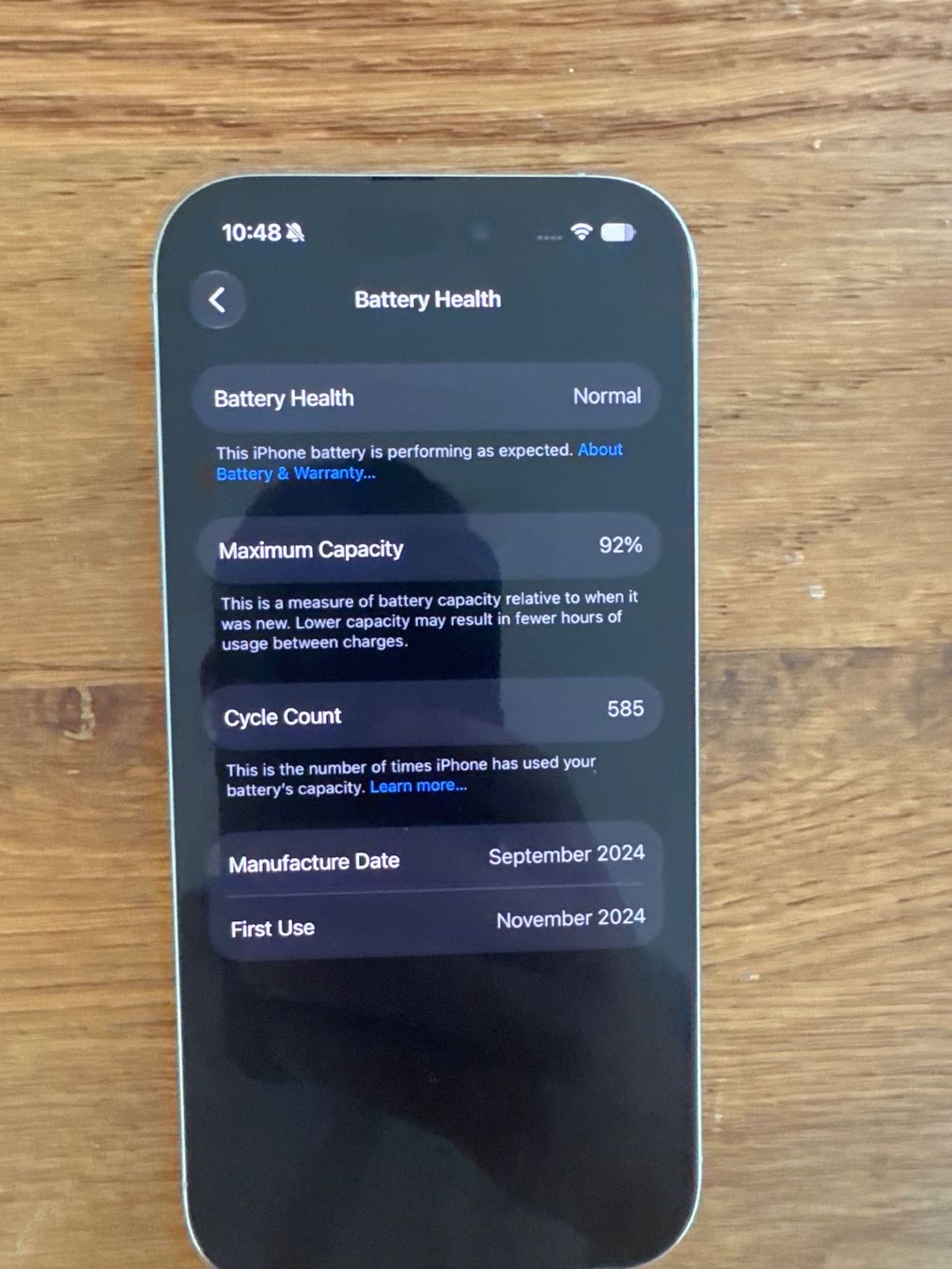 Apple Handys / Smartphones: iPhone 16 Pro (Screen potenziell defekt) – Gebraucht aus Niederteufen von Schakalaka 2