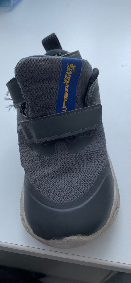 Nike Scarpe per ragazzi: Sneaker Gr. 25 – Usato da Kesswil venduto da Sonnenblume0116 1