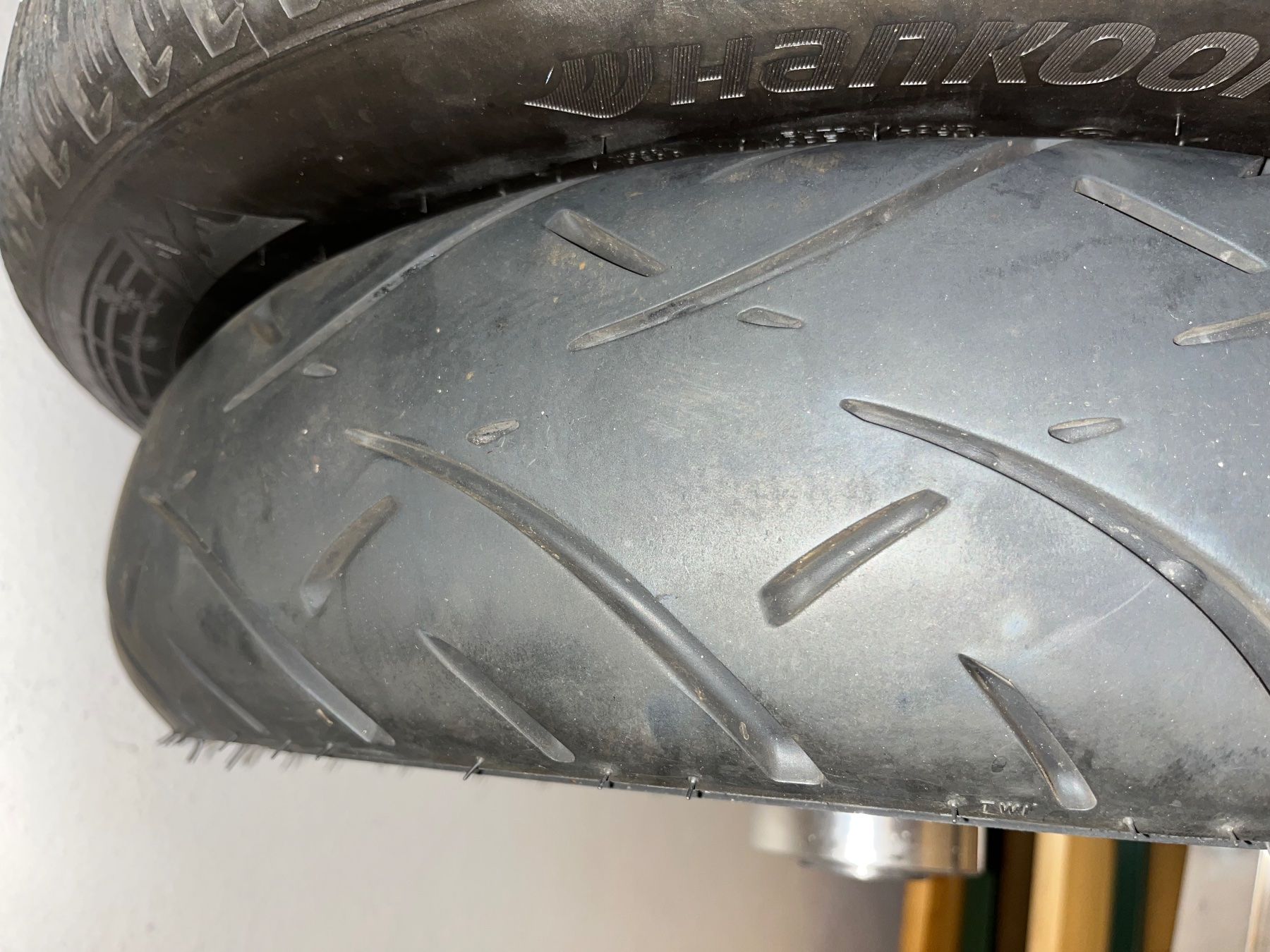 Pneumatici & Ruote complete: Hinterrad zu HD Softail deLuxe – Difettoso da Klingnau venduto da Thbe 7
