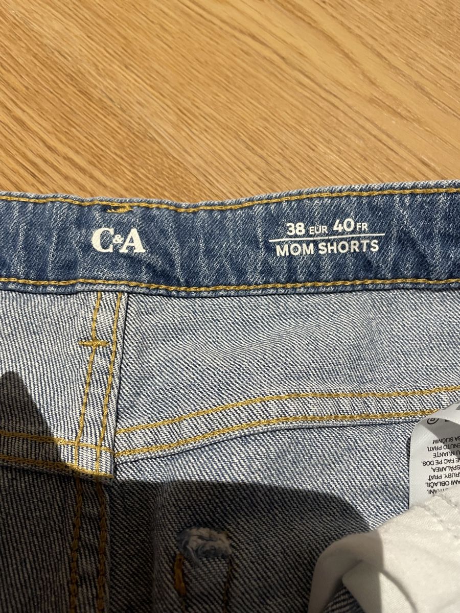 Jeans: Jeans Shorts Gr. 38 – Gebraucht aus Bischofszell von krass13 3