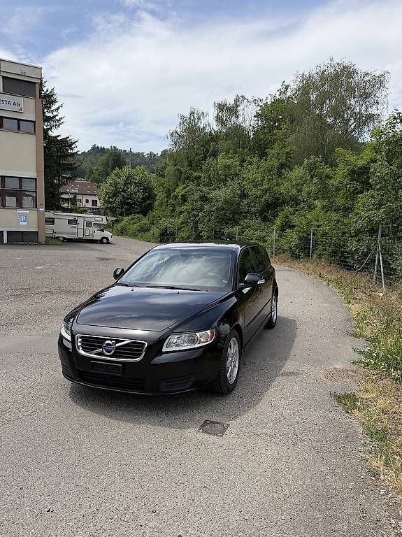 Automobili: Volvo V50 1.6 Diesel – Usato da Koblenz venduto da adoo123 1