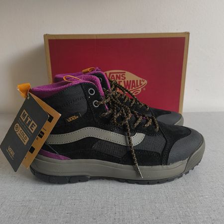 Vans Ultrarange Exo, Grösse US 6 EURO 38