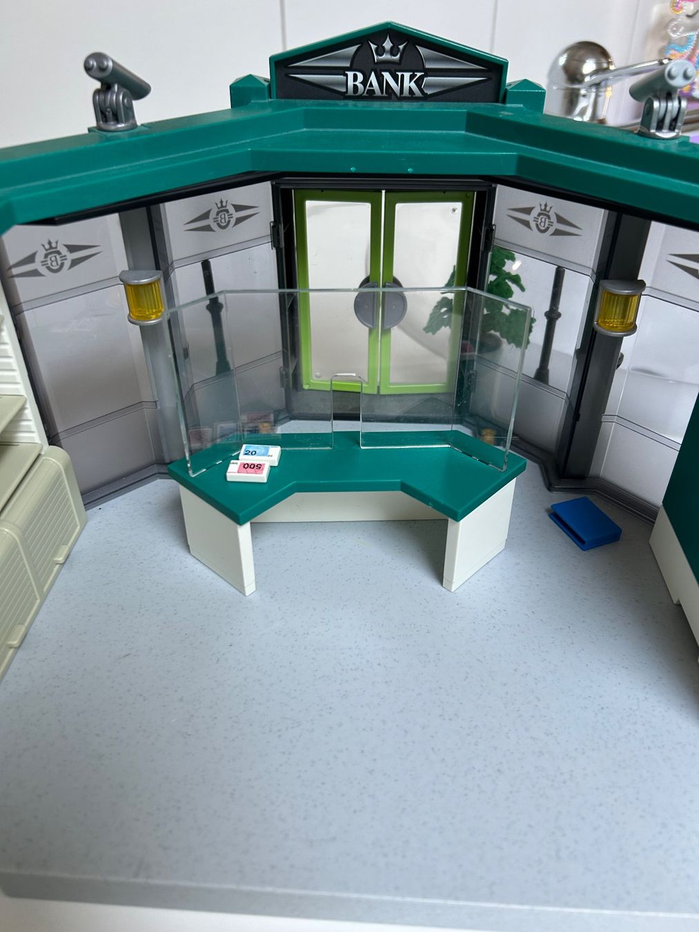 Playmobil Giocattoli: Playmobil Polizeistation plus Bank – Usato da illnau venduto da sweet83 4