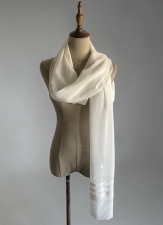1.2.3 Paris Seidenschal Weiss 100% Seide Elegant Foulard