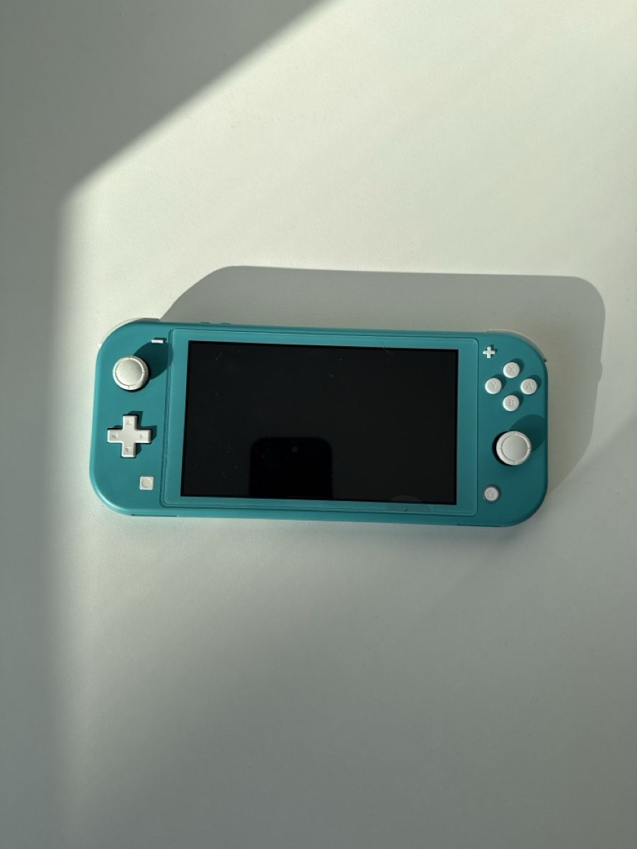 Nintendo Consoles: Nintendo Switch Lite - Türkis – D'occasion à St. Gallen par chr_525h 1