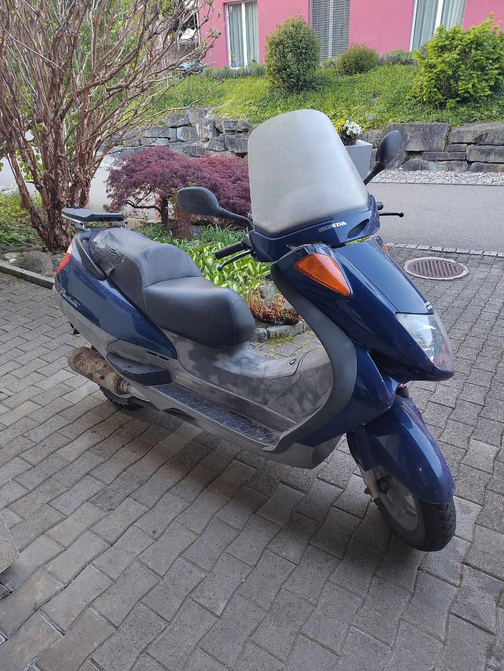 Honda Scooters: Honda Roller 125 – Gebraucht aus Märwil von