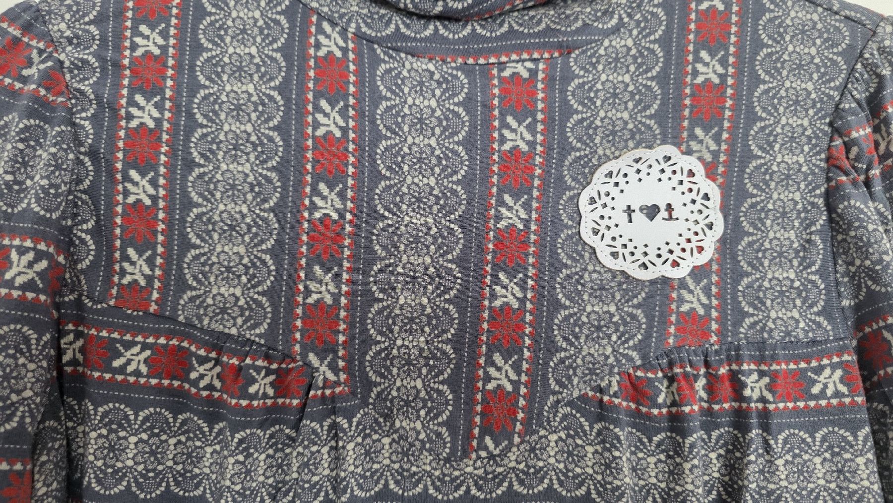 Top: Shirt Blutsgeschwister Gr M – Usato da Wettingen venduto da Francesca011 1