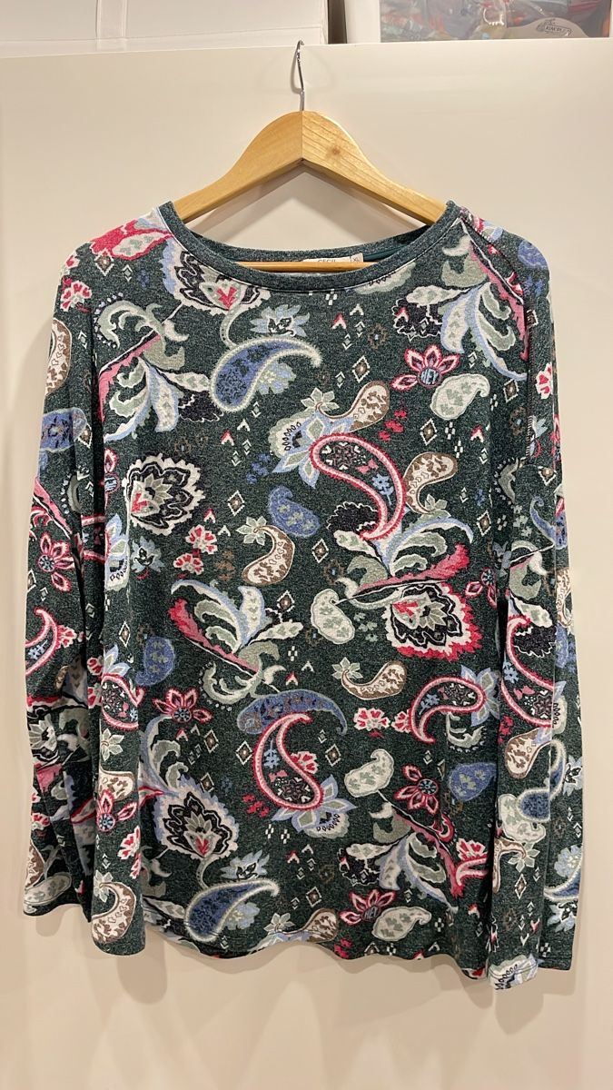 Cecil Pullover & Sweatshirts: Pullover Cecil XL – Gebraucht aus Täuffelen von Nice800