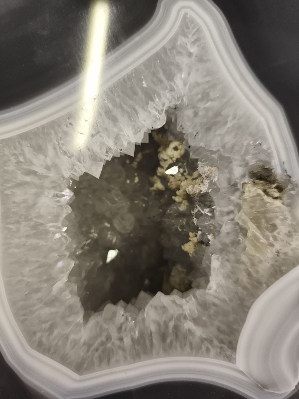 Mineralien & Heilsteine: Achat-Geode mit Kristallhöhle (A7) – Gebraucht aus Künten von Schnaepplihuus 4
