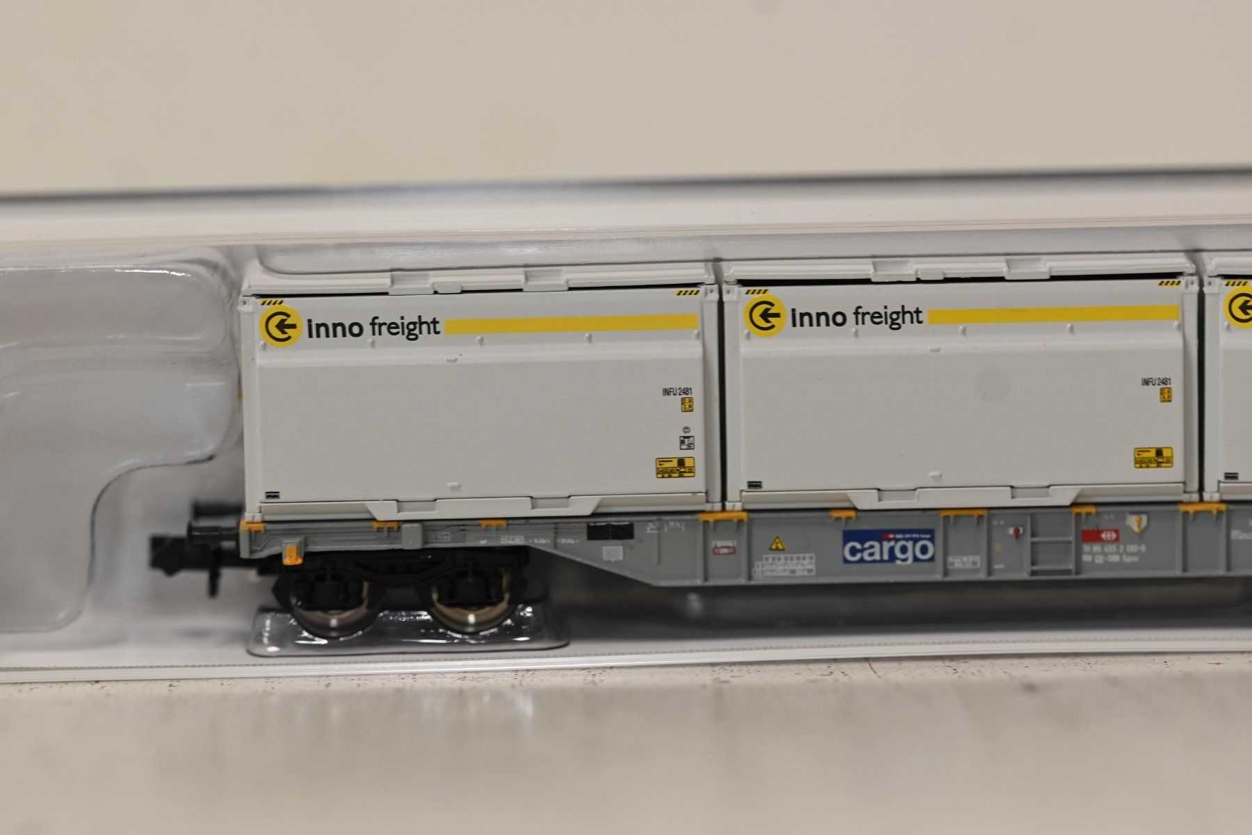 Trix Modellini di ferrovie: Trix Minitrix Güterwagen Inno Freight mit OVP Spur N – Usato da Laupen ZH venduto da Zmoewe 1