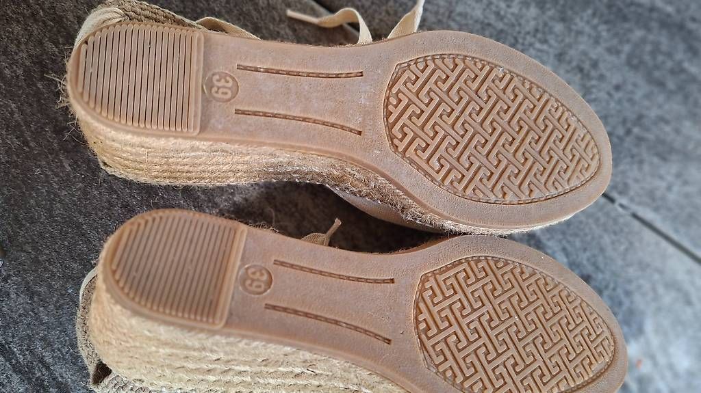 Damenschuhe: Espadrilles – Gebraucht aus Weisslingen von cri_sf2r 2