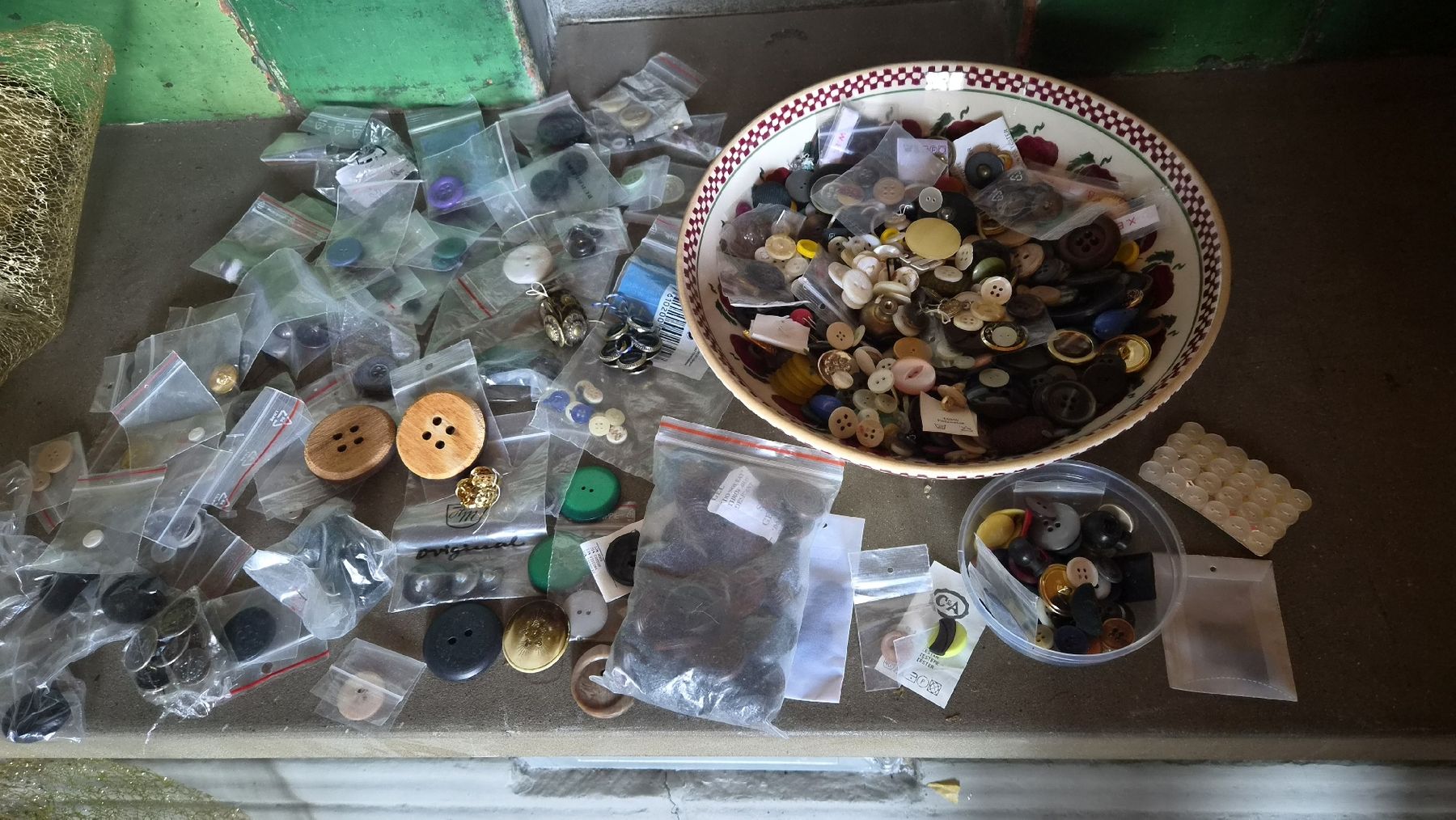 Boutons: Knöpfe Sammlung  – Neuf (Voir description) à Kölliken par Upcycling-by-Mc-TAM