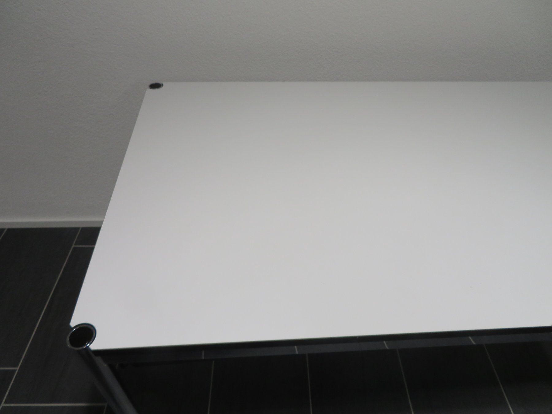 Schreibtische: USM Möbel Tisch – Gebraucht aus Dättwil AG von inf_yjs8 2