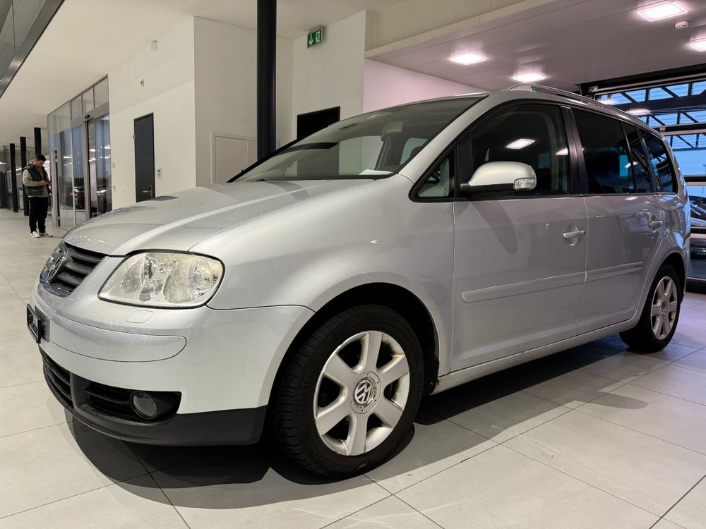 VW Touran 2.0 TDI High