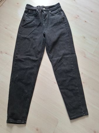 Schicke Mom Jeans von M&S, Grösse 38, antrazit/dunkles grau