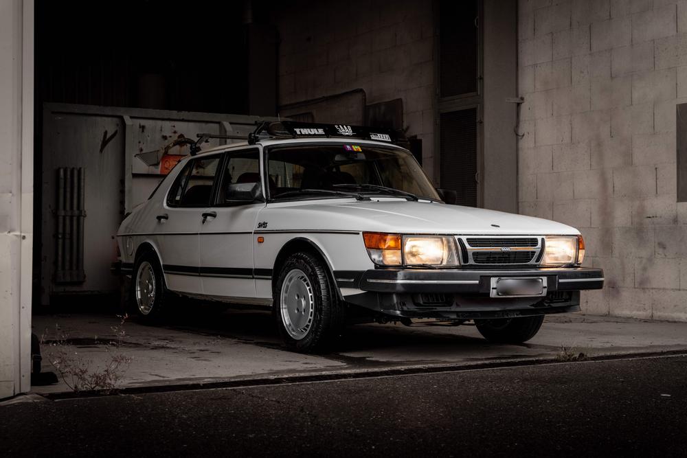 1986 SAAB 900 i 2.0L 8V