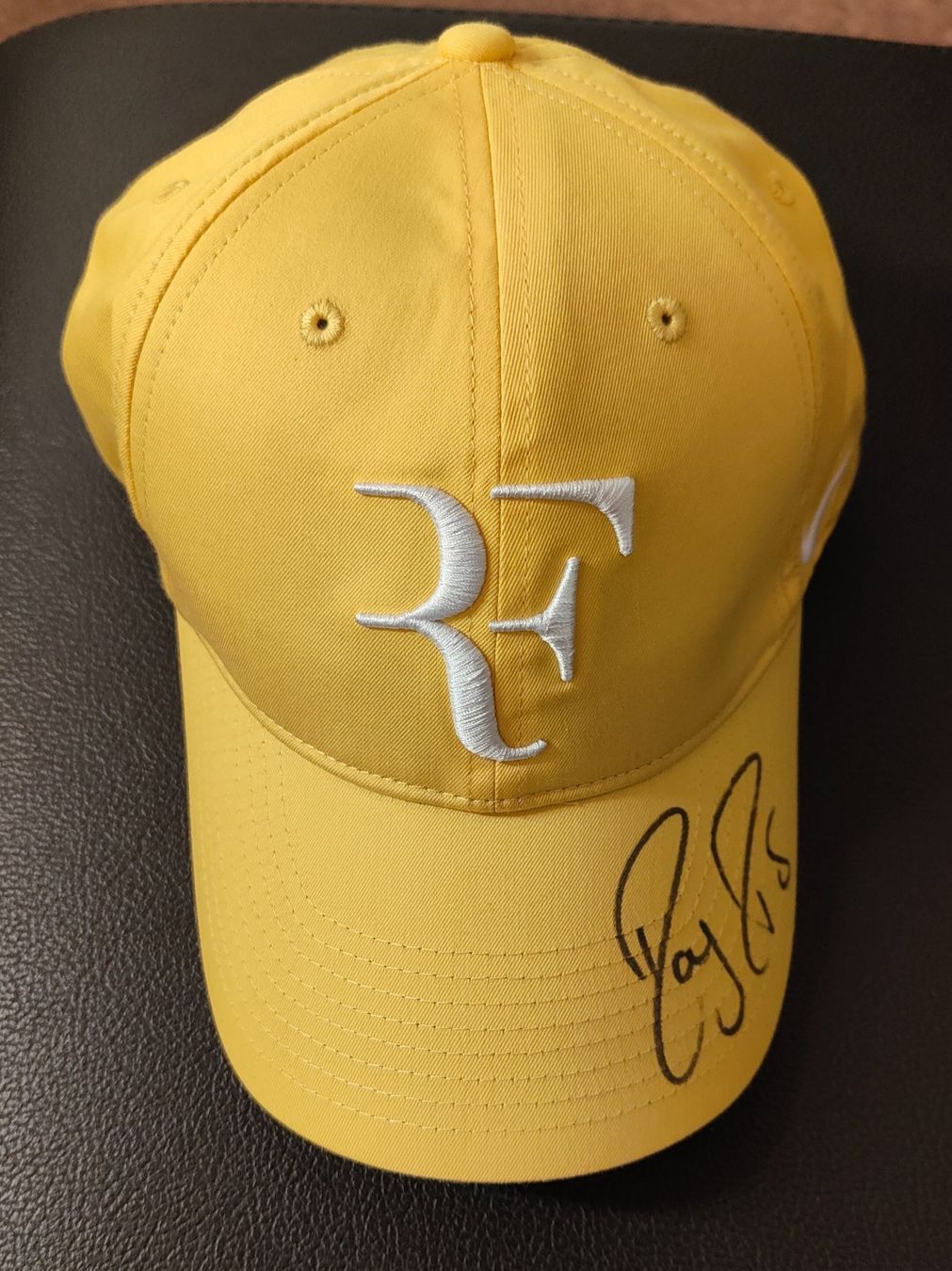 Autografi: Roger Federer Cap original signiert – Usato da Escholzmatt venduto da GT04