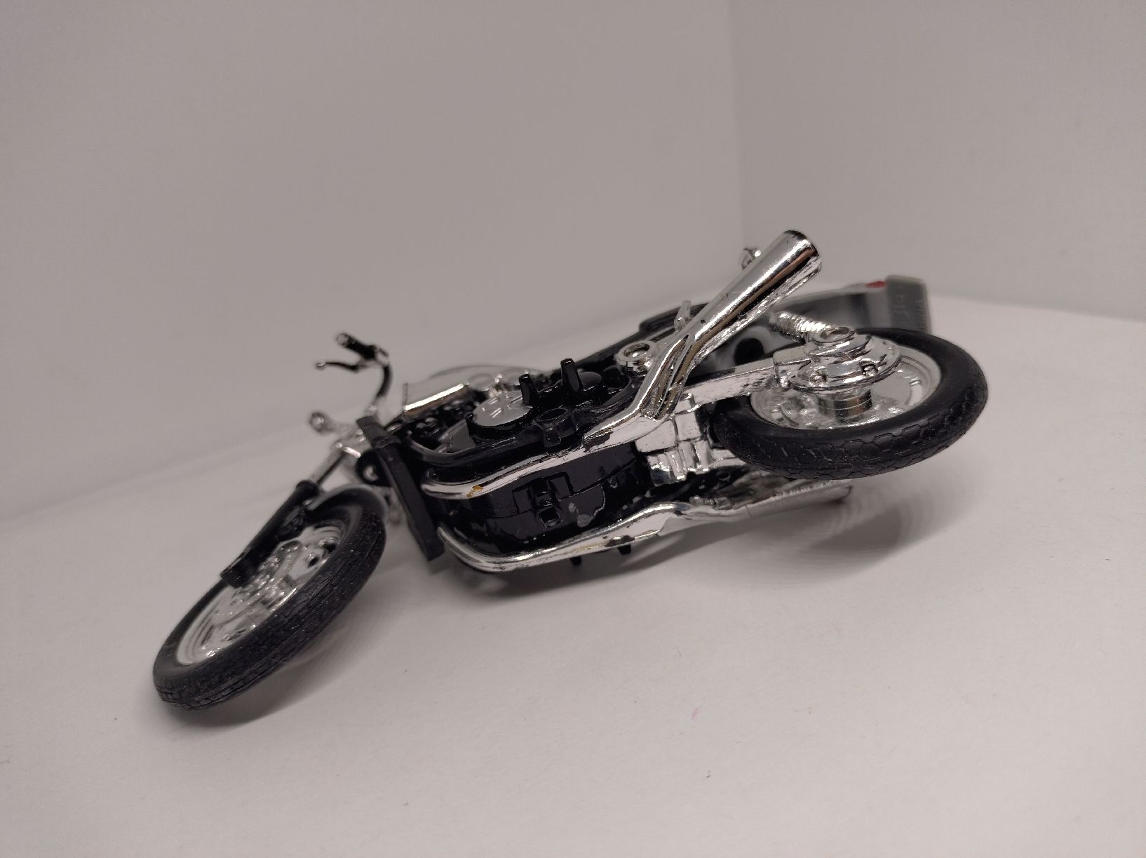 Maisto Kit di modellismo & Modellini statici: Maisto, Yamaha VMax 1/18 – Usato da La Chaux-de-Fonds venduto da Pierrot8404 4