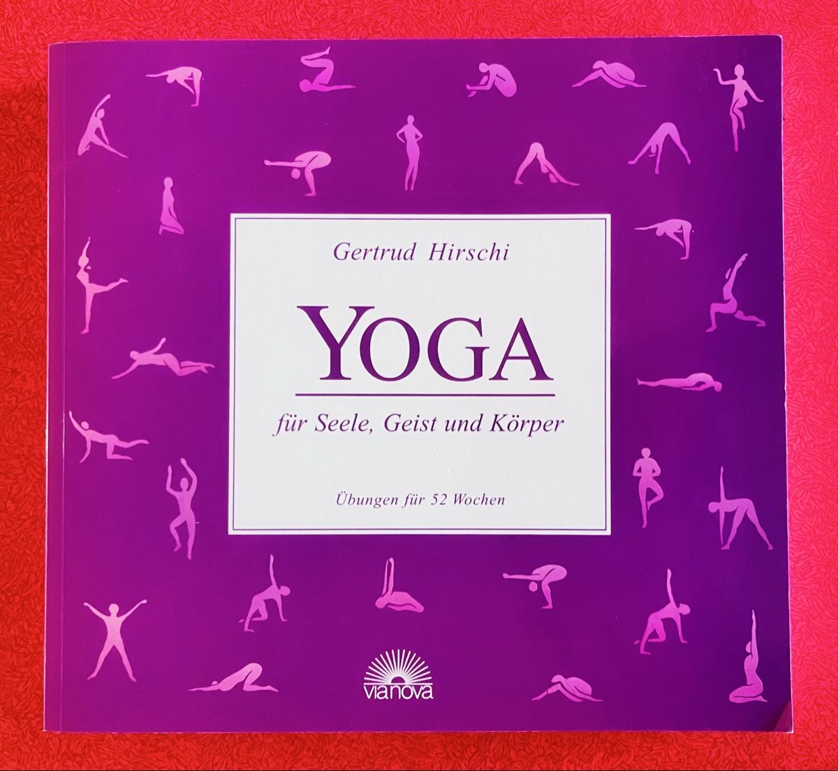 Libri: Yoga 52 Wochen Programm Körper Geist Seele neuwertig – Nuovo (secondo la descrizione) da Wädenswil venduto da Buddha8