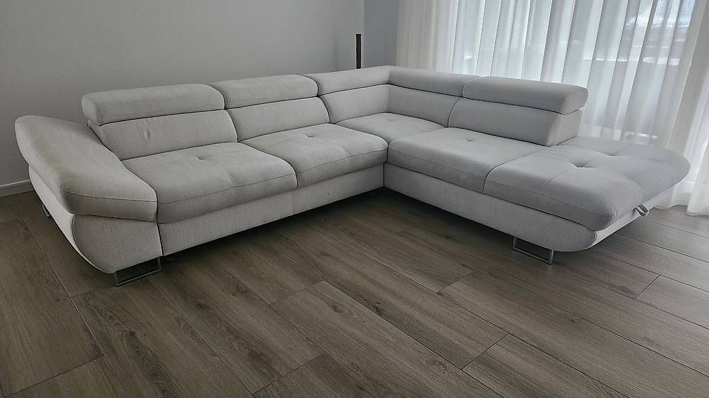Divani: Divano con chaise lounge – Usato da Bellinzona venduto da dar_fyq9 1