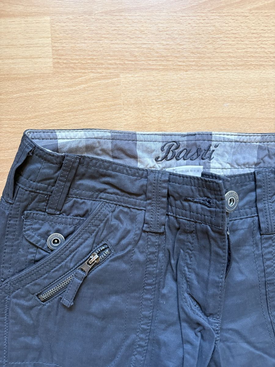 Hosen: Hose – Gebraucht aus Ermatingen von ric_2td5 1